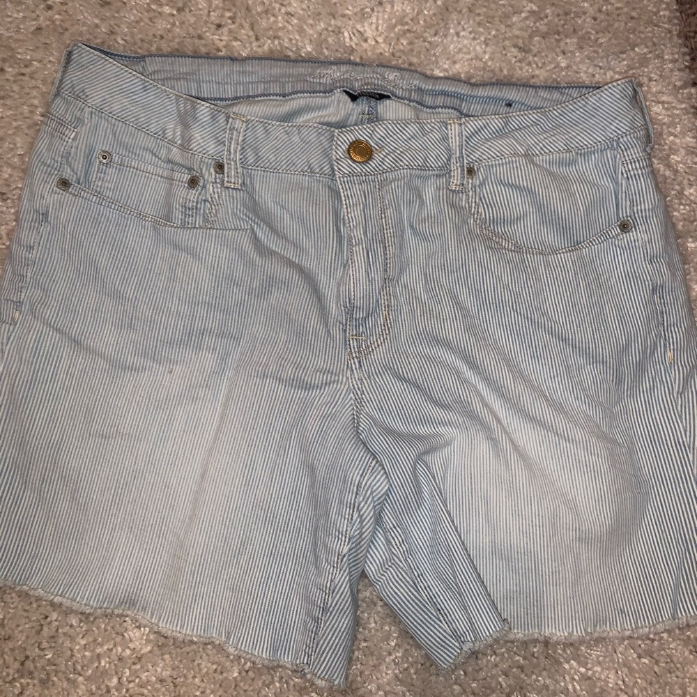 Striped jean shorts.